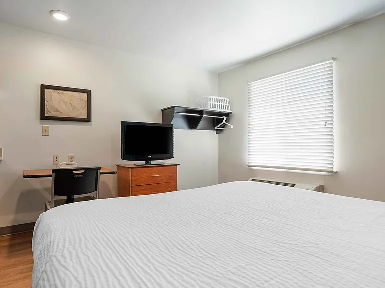 Studio Suite - 1 Full Bed