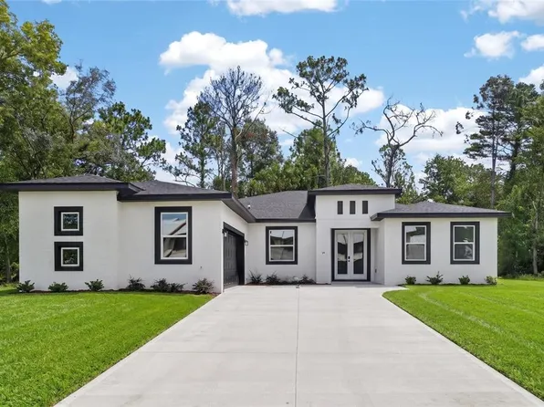 54 Douglas St, Homosassa, FL 34446