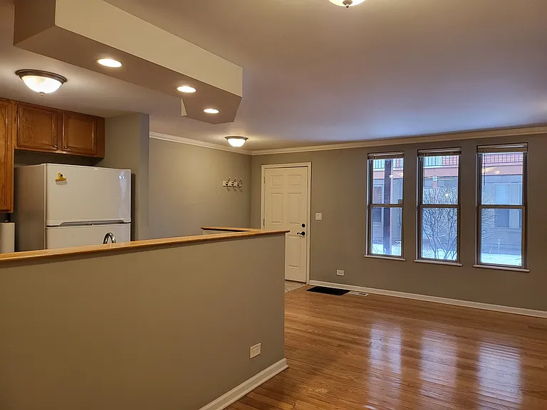 2403 W Flournoy St #A — Photo 6