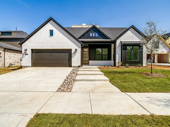 141 Paxton Cir, Arlington, TX 76013