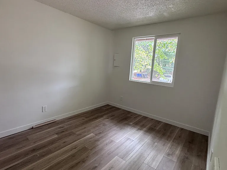3015-3021 SE 6th Ave #4 — Photo 13