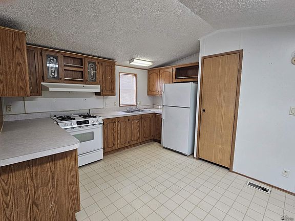 4th image of 12152 E 36th Pl
