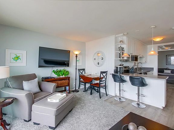 4th image of 725 Redondo Ct Unit 34