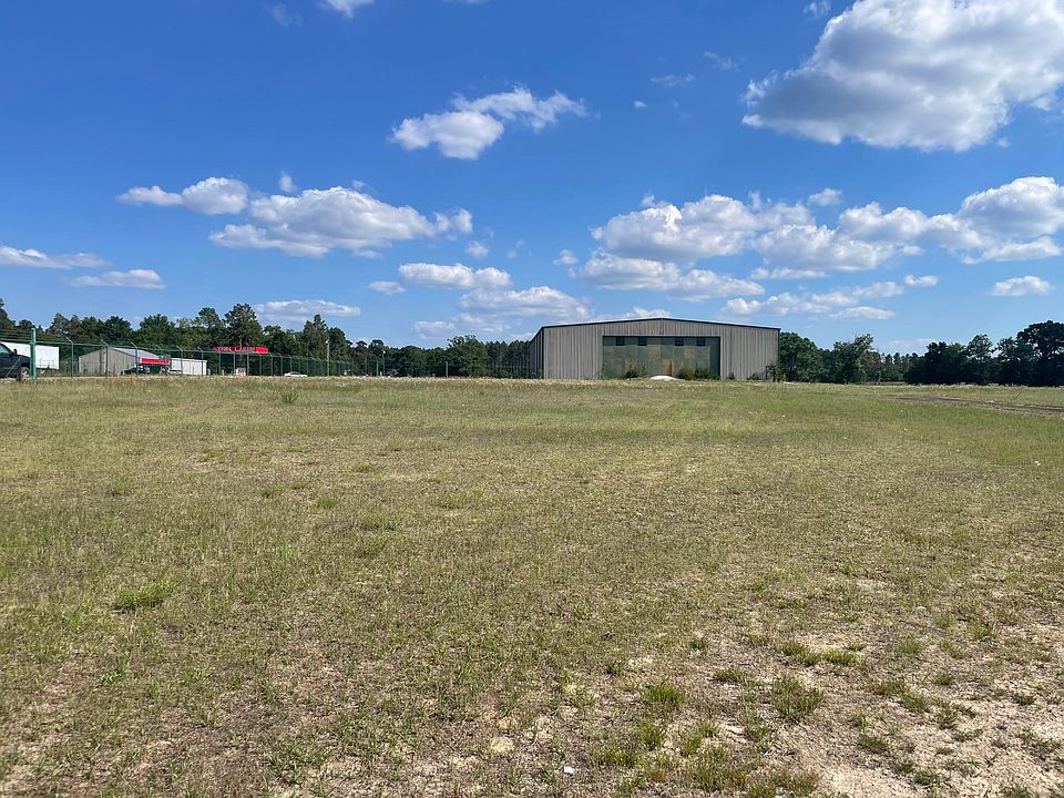 1st image of 0 Cessna Dr