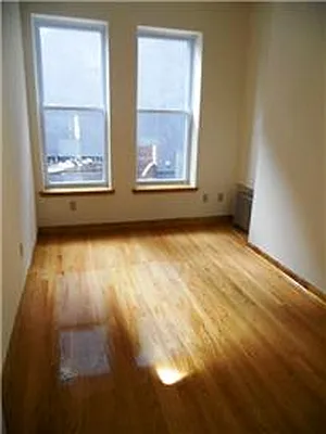 Rented by Dwelling Group R.E | media 8