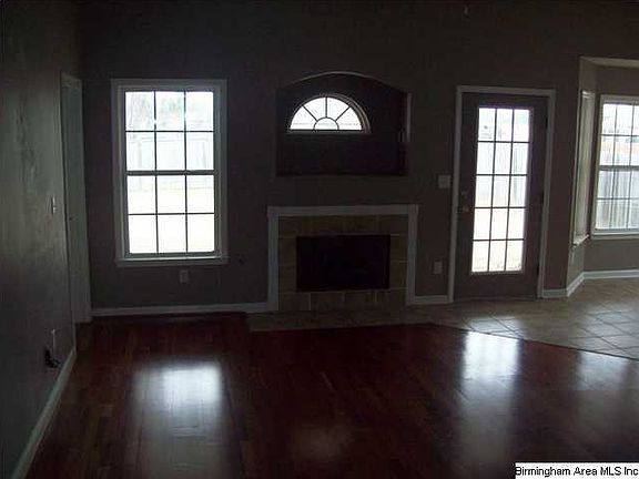 3rd image of 2506 Stardust Dr