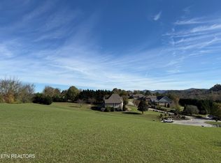 3207 Bakertown Ct, Maryville, TN 37803