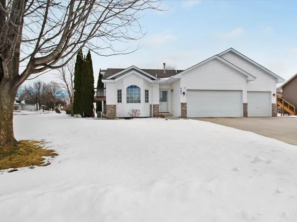 402 13th Ave NE, Buffalo, MN 55313