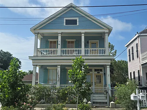 3409 Avenue L Photo 1