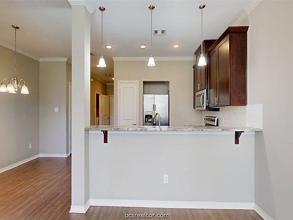 5th image of 2015 Harvey Mitchell Pkwy S