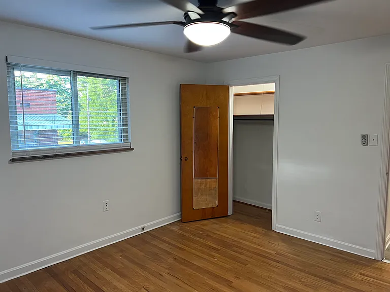 3583 Carmel Ter #4 — Photo 15