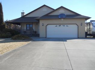 1632 Circle Dr, Pierre, SD 57501
