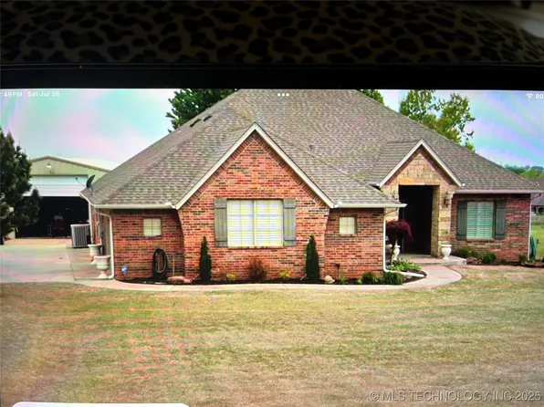842 County Street 2921, Tuttle, OK 73089