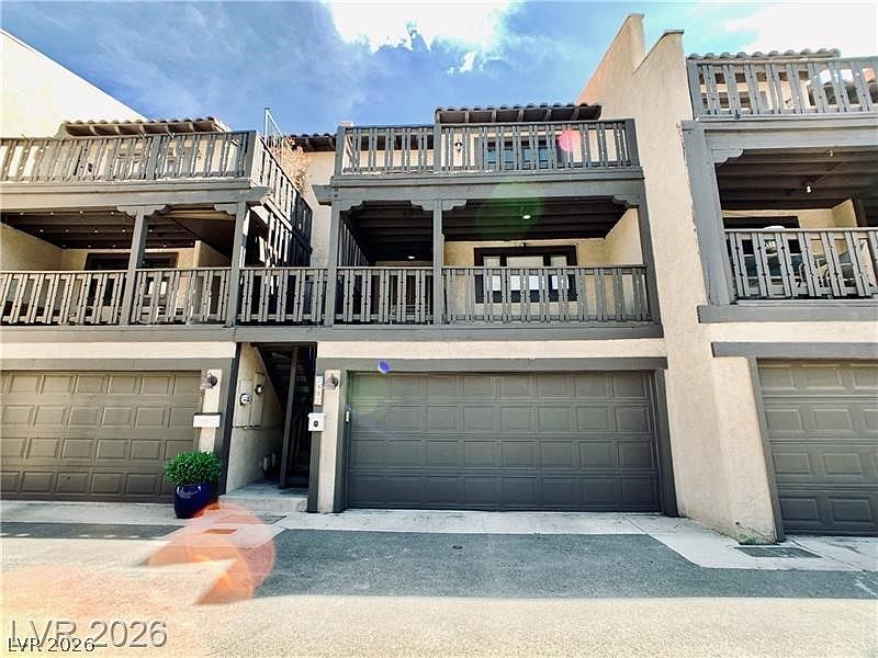 1st image of 2857 Calle Del Oro