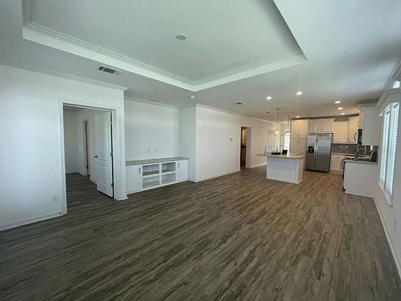 4th image of 589 Johnathans Cay