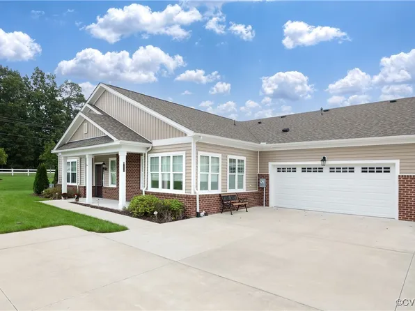 1709 Providence Villas Ct, North Chesterfield, VA 23236