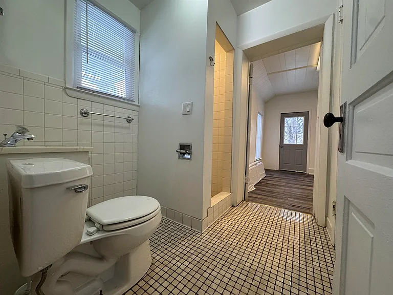 122 North St — Photo 22