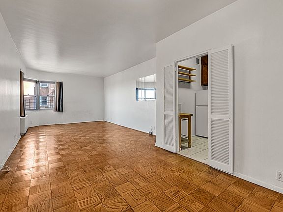 5th image of 7025 Yellowstone Blvd APT 18K