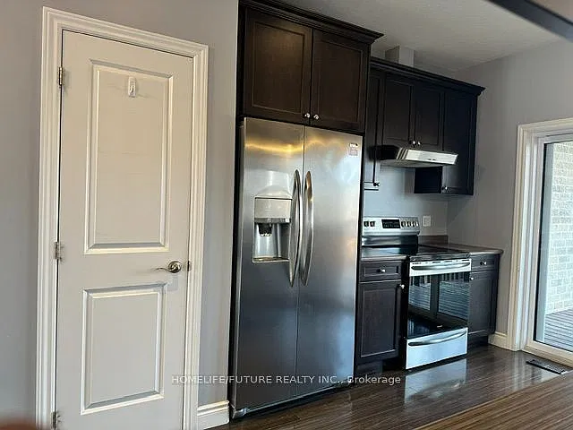3 bed, $2,600 — Photo 4