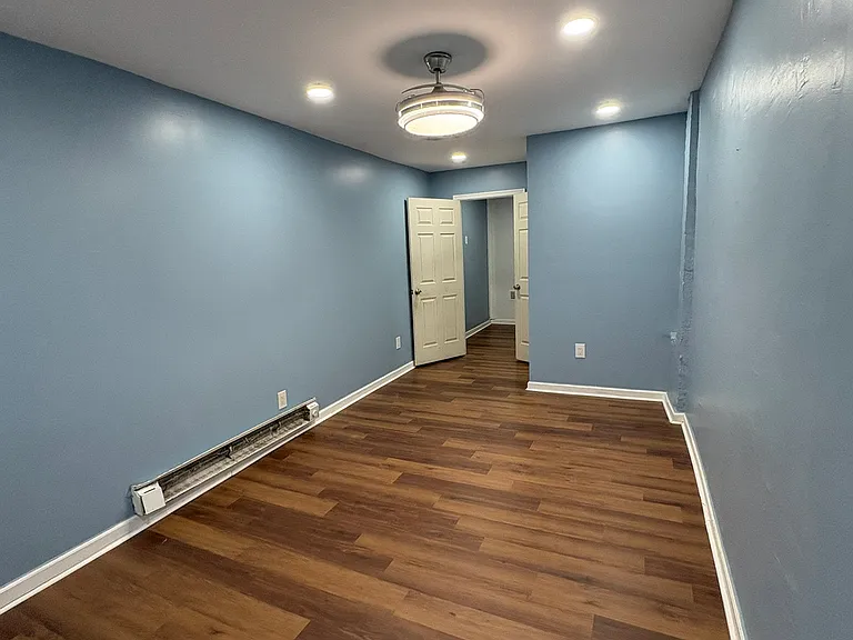 4024 Cambridge St #1 — Photo 11