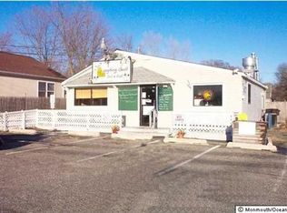 911 Radio Rd, Little Egg Harbor Twp, NJ 08087