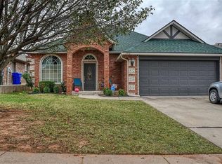 2916 Coach Ct, Norman, OK 73071