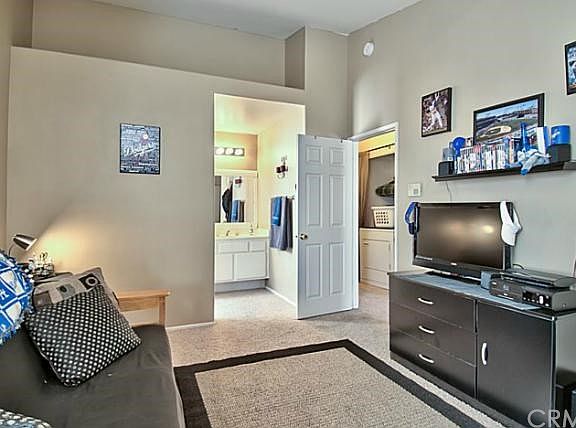 4th image of 2532 Moondust Dr #D