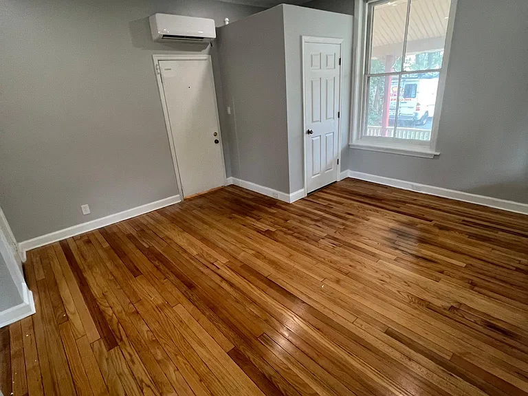 16 E Stewart Ave #1 — Photo 7