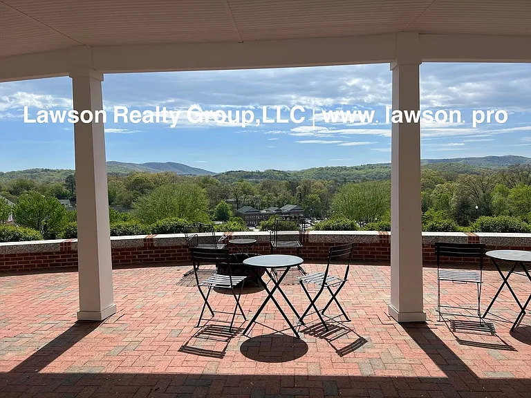 3602 Colonial Green Cir SW — Photo 3