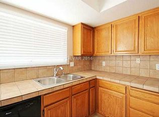 8415 Gering Ln, Las Vegas, NV 89117