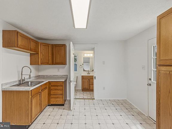 2nd image of 223 W High St