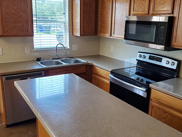 1309 Wood Ave #B — Photo 5