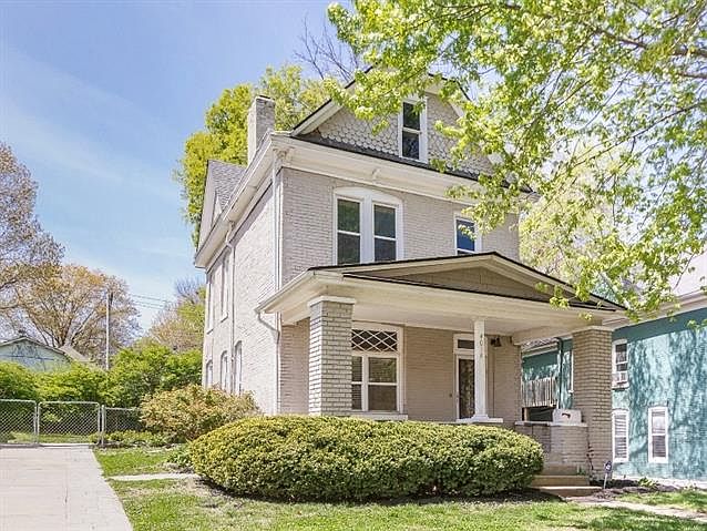 1st image of 4018 Oak St