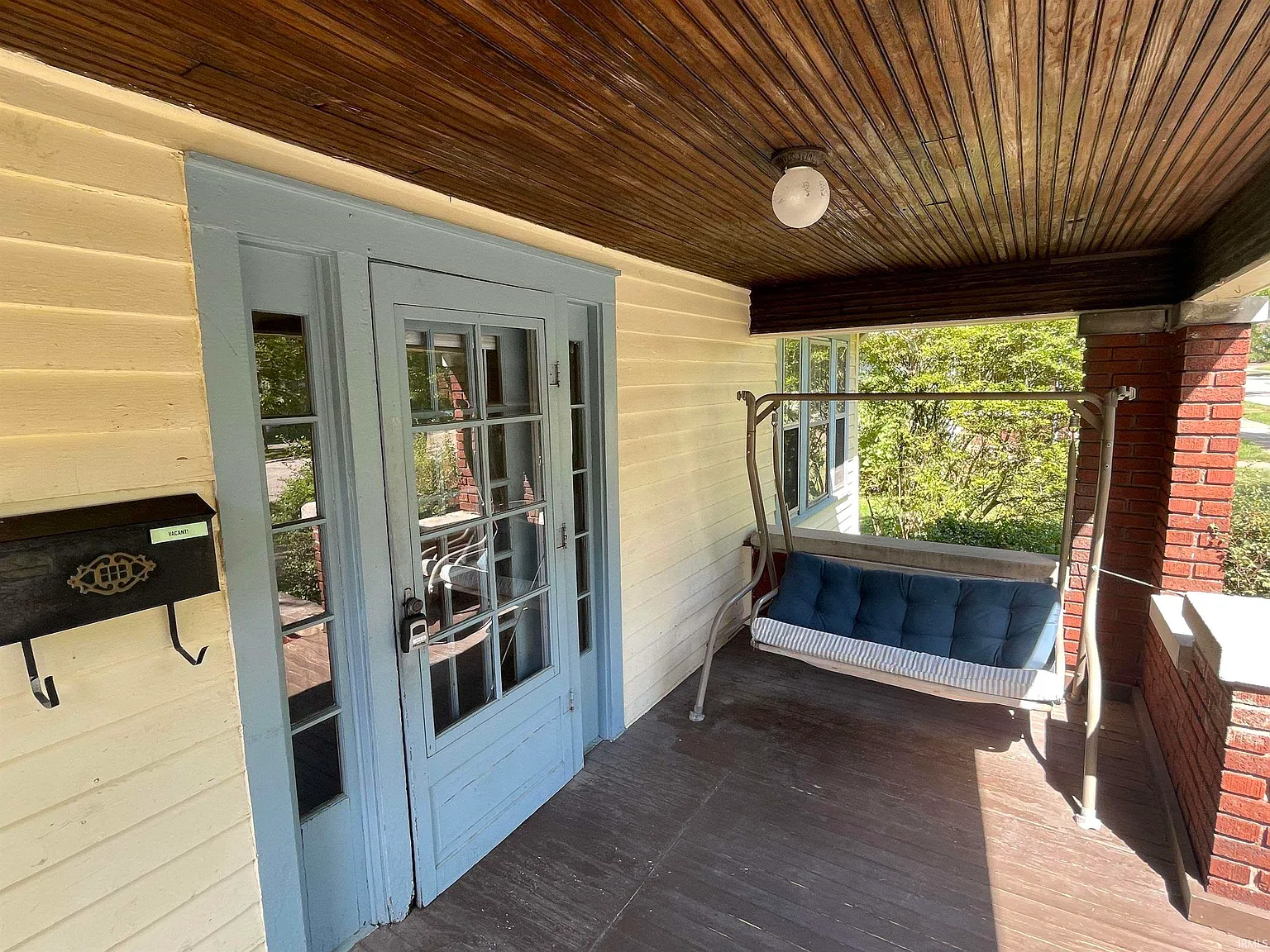 5 bed, 2.0 bath, 1264 sqft, $4,125 — Photo 2
