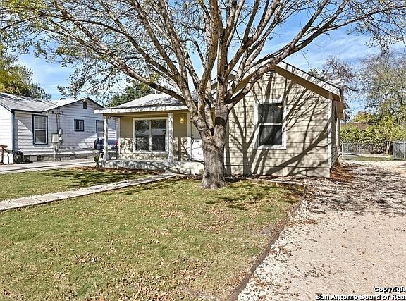 2nd image of 119 PHARIS ST