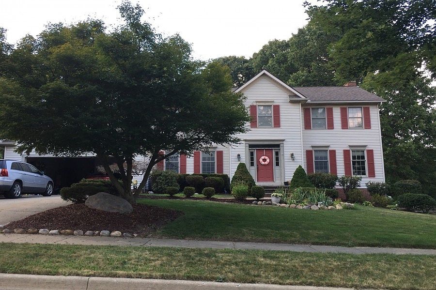 1st image of 335 Timber Ridge Dr
