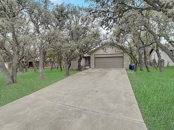 2nd image of 428 Valley Dr