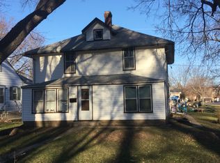 700 Linn St, Yankton, SD 57078