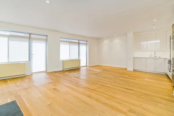 Rented by Veracity NYC LLC | media 9