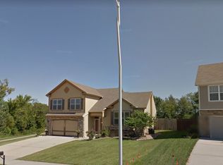 1005 NW 91st Ter, Kansas City, MO 64155