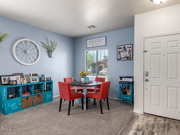 4th image of 44193 W Cydnee Dr