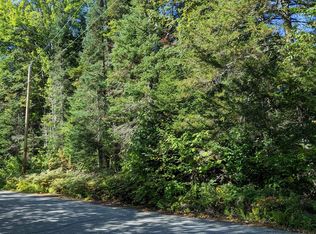 10 S Pond Rd, Groveton, NH 03582