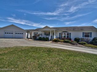 249 Pine Hill Rd, Falls, PA 18615