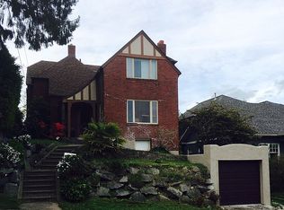 312 NE 52nd St, Seattle, WA 98105