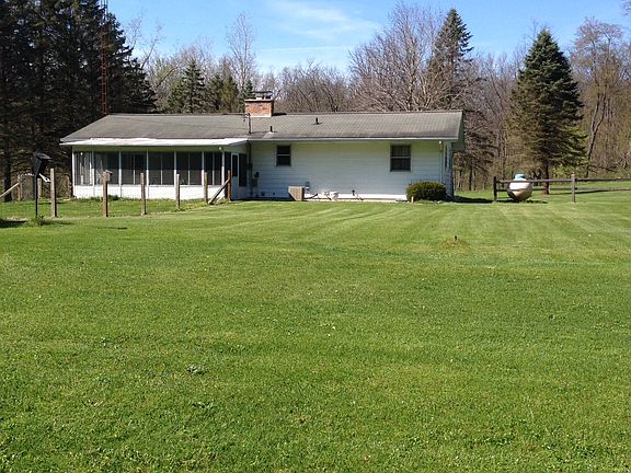 4th image of 27535 Coulter St