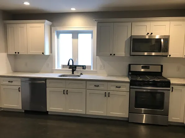 39 Mansfield St, Everett, MA 02149