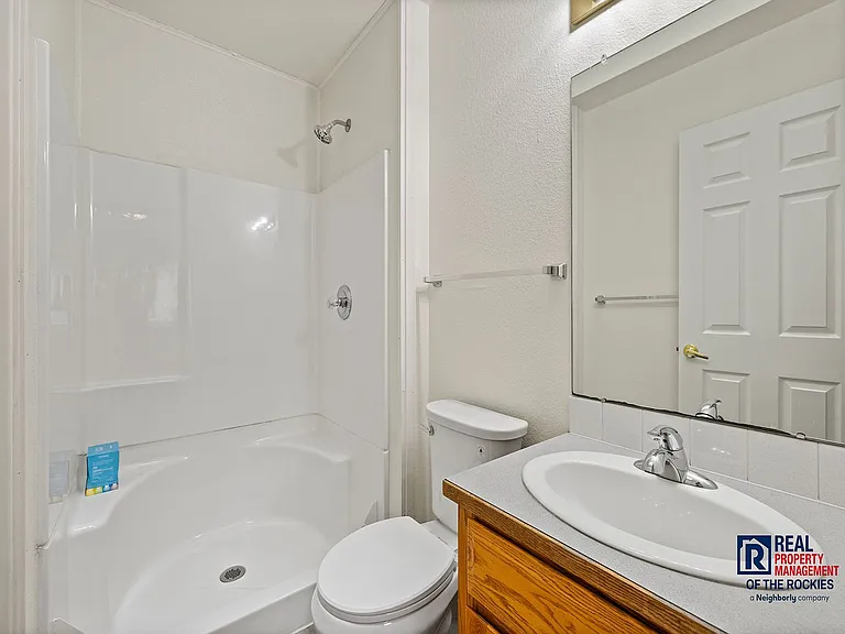 437 Radiant Dr — Photo 8