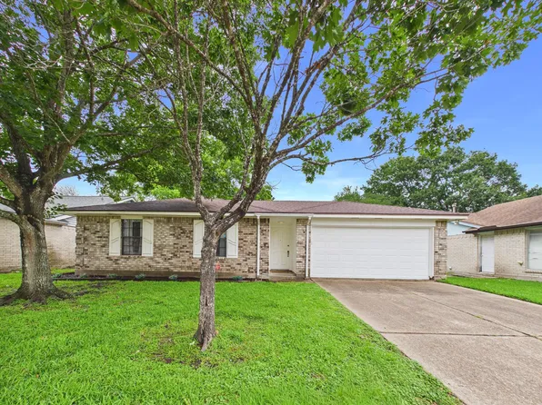 4922 Creekview Dr, La Porte, TX 77571