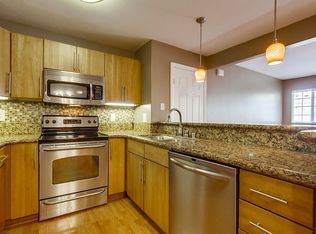 5404 Balboa Arms Dr UNIT 356, San Diego, CA 92117