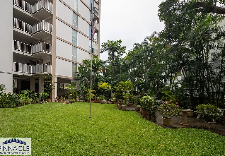 1617 Keeaumoku St #704 — Photo 10